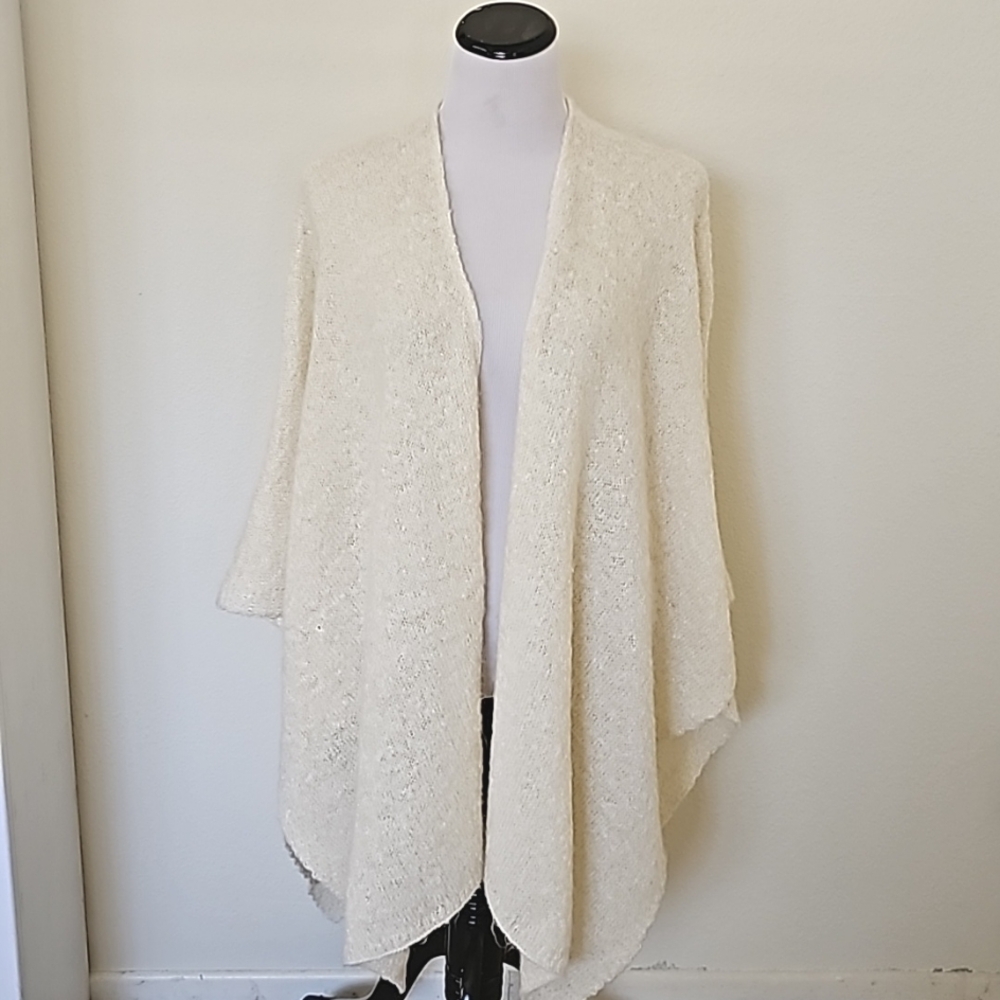 NWT Steven Madden Poncho Wrap/Sweater